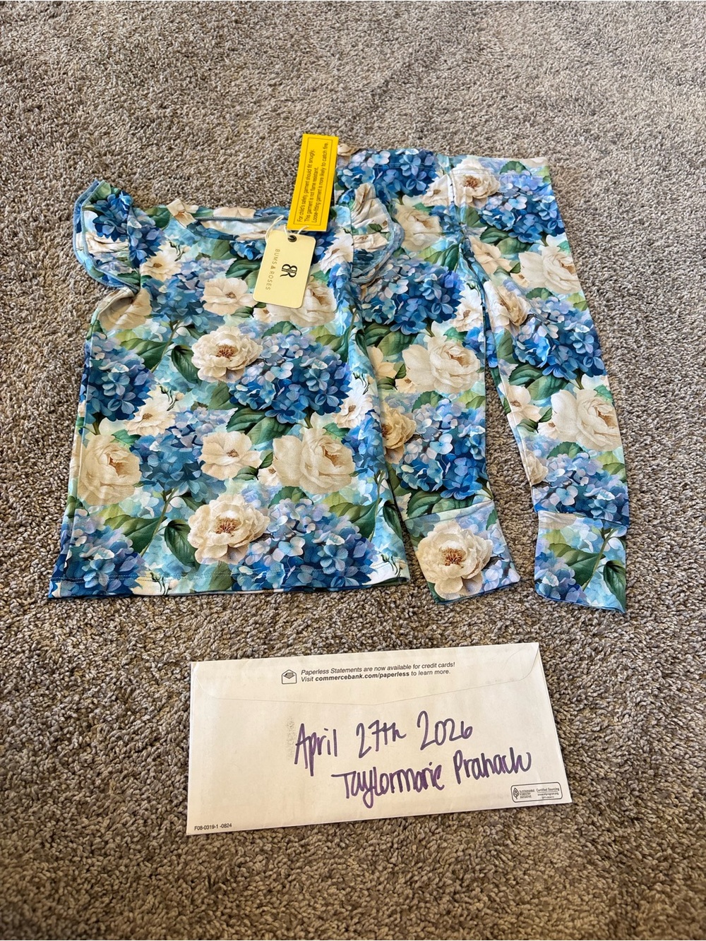 Bums and roses hydrangea ruffle pajama set size 3T NIB